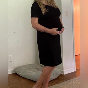 H&M MAMA Black Short Sleeve Dress- Large